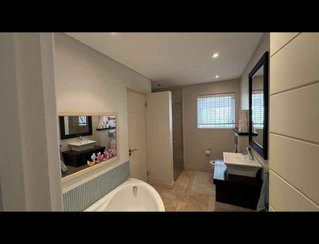 3 BEDROOM PROPERTY TO RENT IN KRONENZICHT